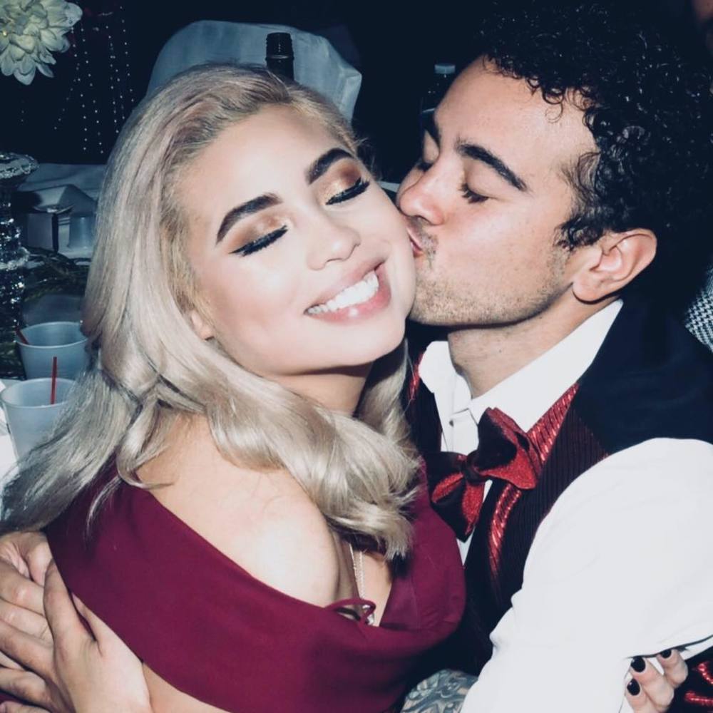 Meet your Posher, Gesenia